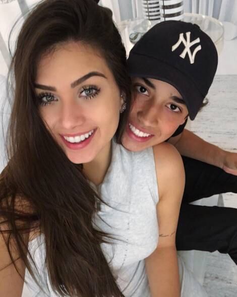 O novo casal já tem o apoio dos fãs.

— Felicidades! 