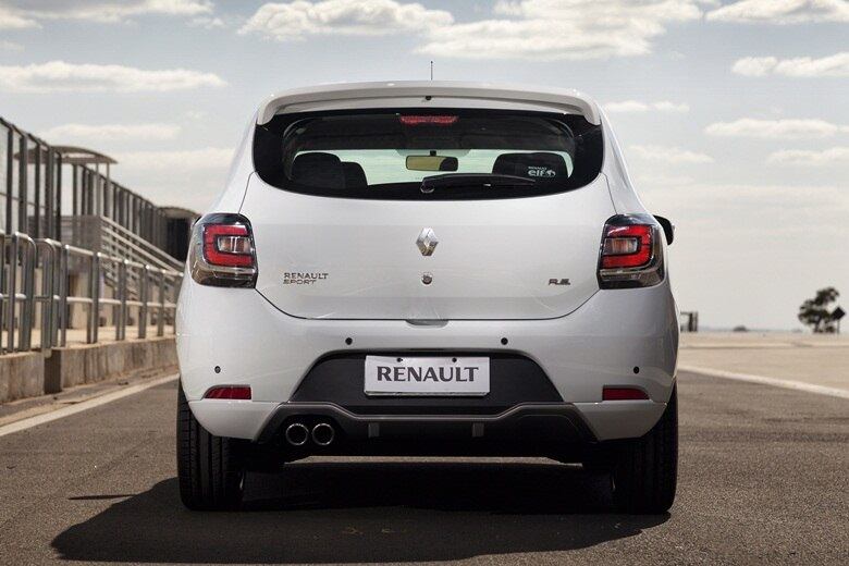 O Sandero RS é o primeiro modelo produzido e modificado pela Renault Sport fora da Europa

LEIA TAMBÉM
Aceleramos: Renault Sandero RS é nervosinho e vai além do visual
