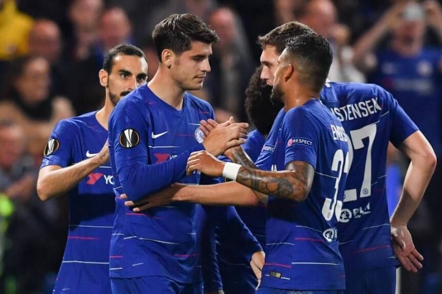 O Chelsea é um dos casos de clubes mais bem sucedidos após ser comprado. O magnata russo Roman Abramovich comprou o clube londrino em 2003 por 140 milhões de libras, cerca de