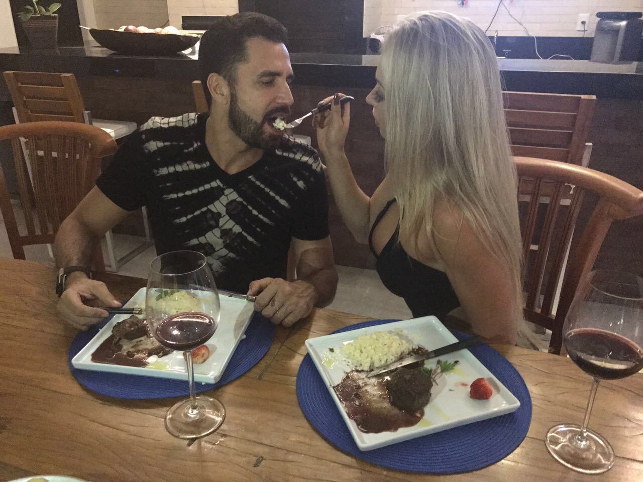 Latino, Jéssica Rodrigues