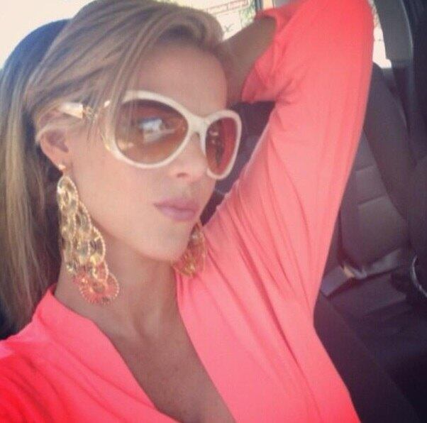 A ex-assessora parlamentar Denise Rocha é uma das participantes do programa A Fazenda e, mesmo querendo esquecer o passado, a "Furacão da CPI" não consegue parar de se lembrar da fase em que trabalhou diretamente com os políticos brasileiros