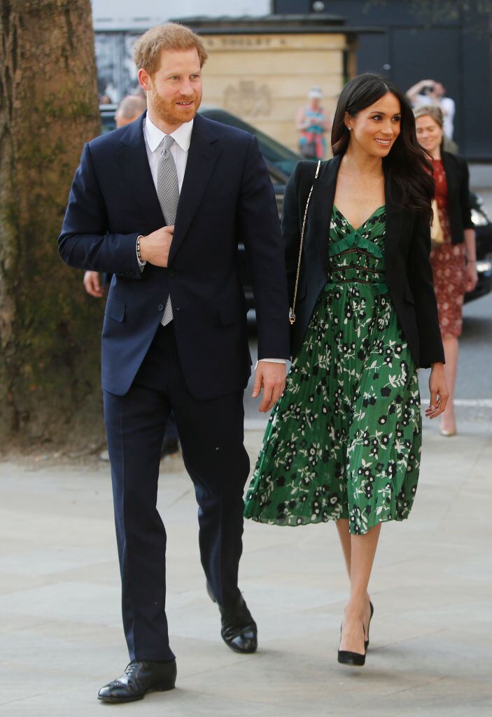 Blazer com vestido também é uma dupla queridinha da atriz

Leia mais: Dez anos depois, veja como está a menina mais bonita do mundo 
