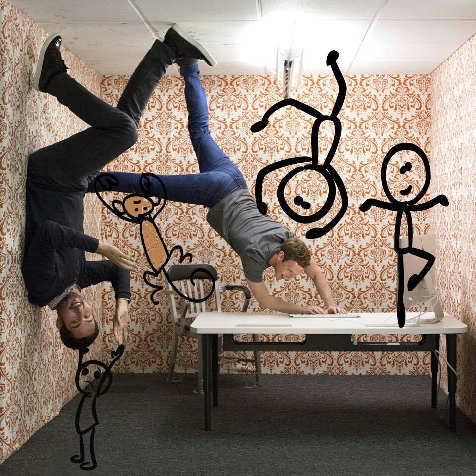 Aparentemente, tudo começou em uma postagem antiga de Zuckerberg informando que havia se tornado vegetariano. A zueira começou e o chamado "hue hue br" conseguiu chamar a atenção de veículos internacionais depois que o perfil do criador da rede social foi inundado por imagens e memes