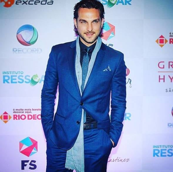 Os seguidores do ator também mandaram votos de felicidade.
— Parabén, que Deus continue te abençoando, protegendo você e s
ua família, um dia lindo, cheio de surpresas maravilhosas para você!