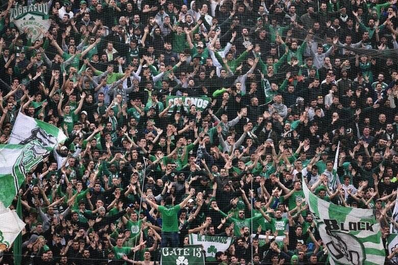 Os gregos são extremamente fanáticos por futebol. Com a torcida do Panathinaikos não é diferente. O estádio Apostolos Nikolaidis torna-se um verdadeiro caldeirão para os adversários