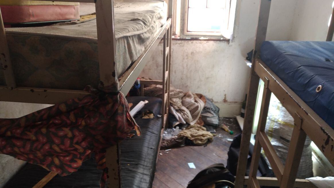 A prefeitura de São Paulo começou, nesta quinta-feira (1), o processo de fechamento do Hotel Impacto, localizado na rua General Osório, no centro da cidade