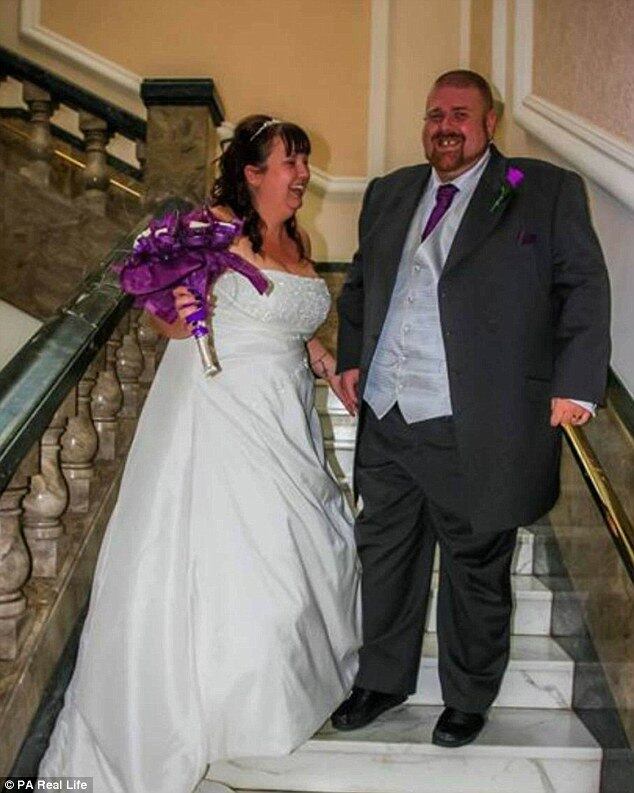 Dave sofre de eczema e psoríase — por isso, inicialmente, o casal pensou que a ferida poderia ser relacionada a isso