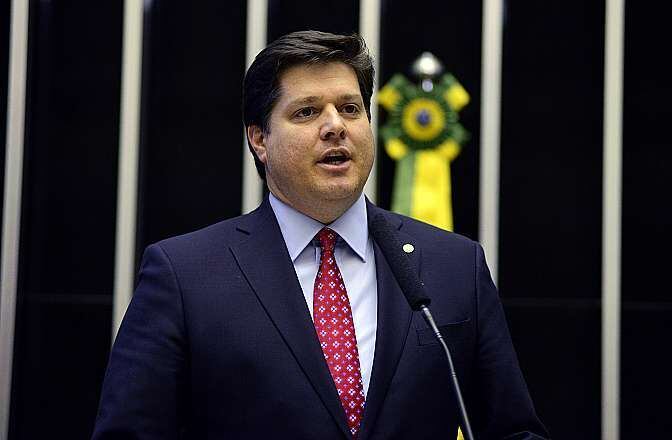 Rossi afirma que bancada do PMDB não indicou nenhum nome para assumir Transparência