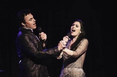 Alírio e Livia se apaixonaram no tributo ao Queen