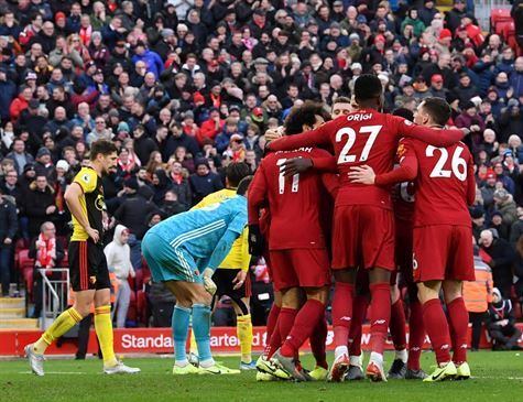O Liverpool, com uma vantagem de 25 pontos sobre o Manchester City no momento da paralisação da Premier League, estava conquistando seu primeiro título da liga em 30 anos