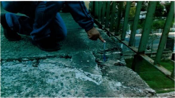 Laje da passarela que liga CPTM a Poá já cedeu cerca de 8 cm