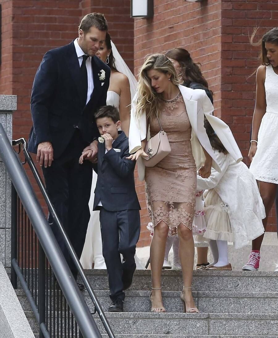 O casal teria passado por uma crise no relacionamento devido a diversos motivos, como o julgamento de Brady num processo movido pela NFL e uma suposta traição