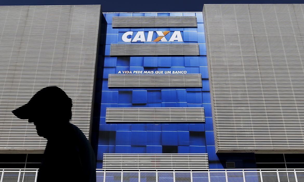 Caixa Econômica Federal administra recursos do Bolsa Família e auxílio emergencial