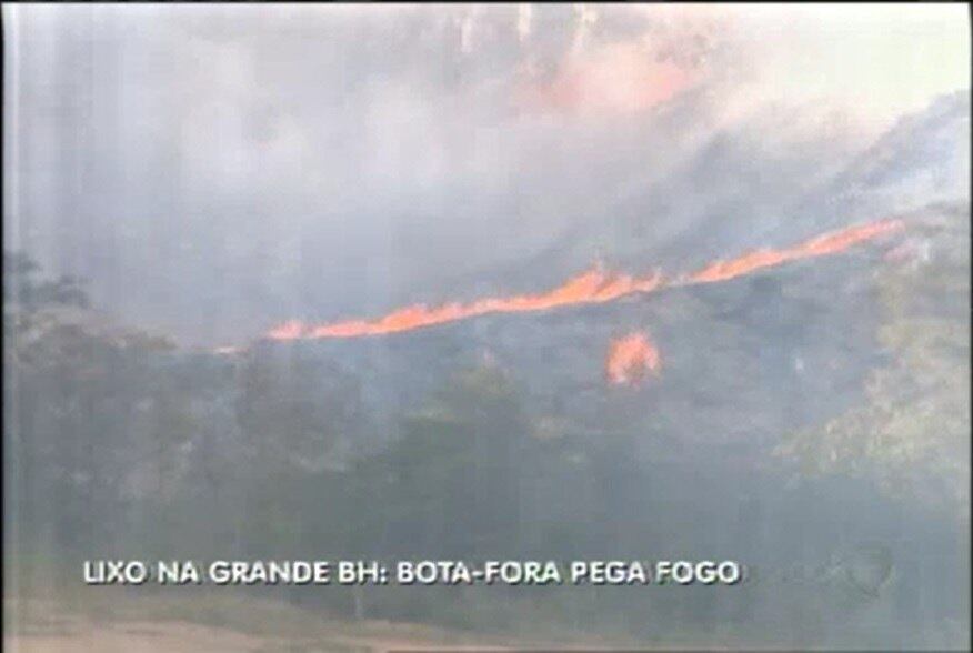 Terreno estava cheio de materiais de fácil combustão
