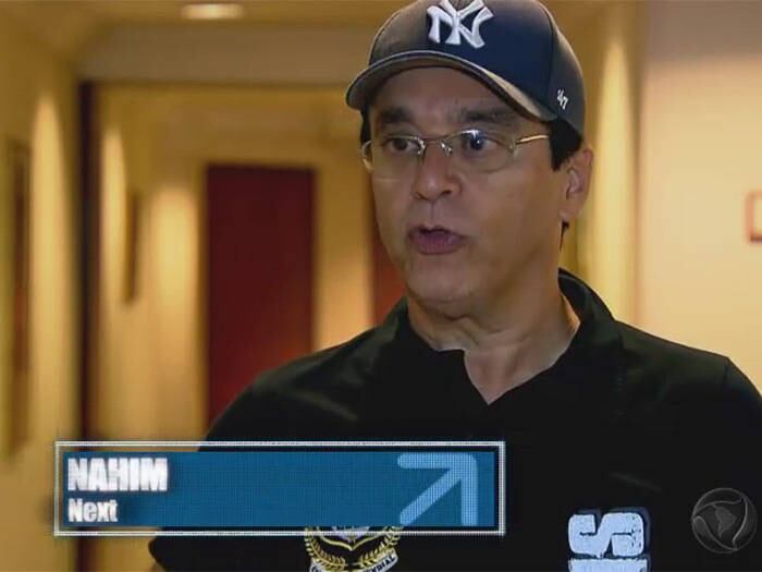 

Nahim mandou um recado para quem quisesse enfrentá-lo

— Se for querer brigar comigo na sala de reunião vai ir pra
rua 
+ Aproveite e confira os vídeos do Aprendiz Celebridades

+ Já curtiu a página do Aprendiz Celebridades no Facebook? É só clicar!

+ Siga o Aprendiz Celebridades no Twitter e receba todas as notícias do programa
