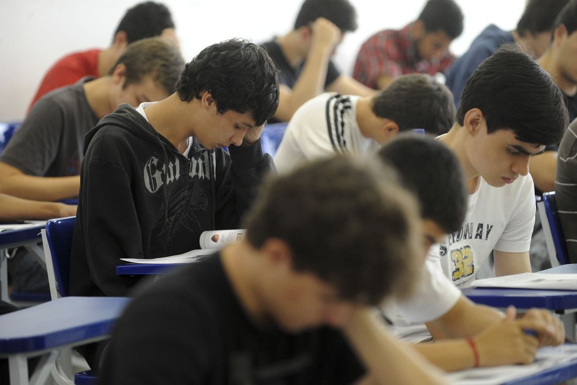 FNDE vai empenhar R$ 118,3 milhões para ensino médio integral