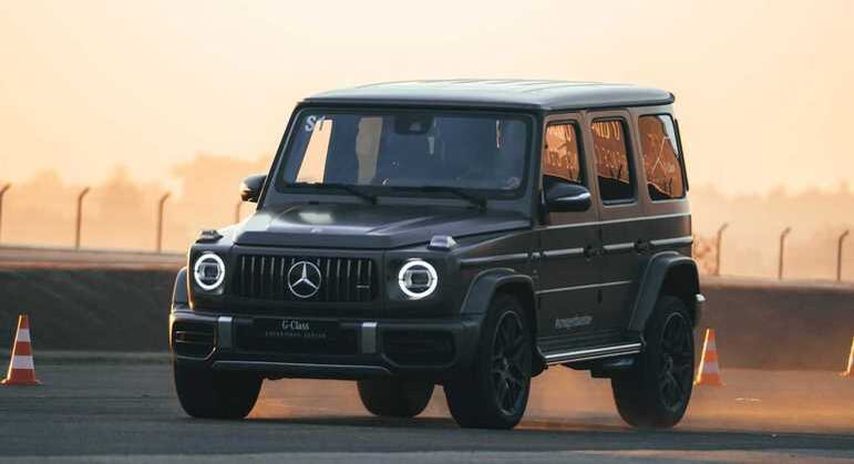 Modelo tem grade dianteira pintada na cor preto fosco