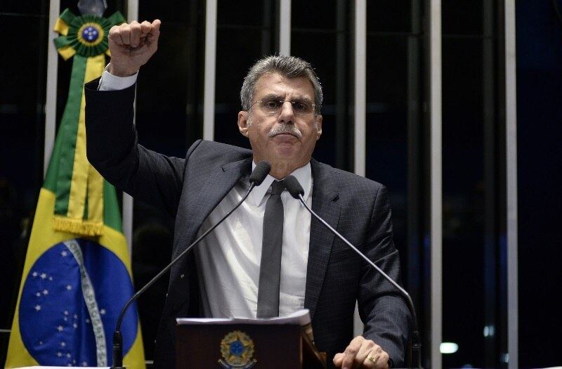 Na prática, a iniciativa ignora Renan Calheiros, que tem se posicionado contra as principais medidas econômicas do governo.