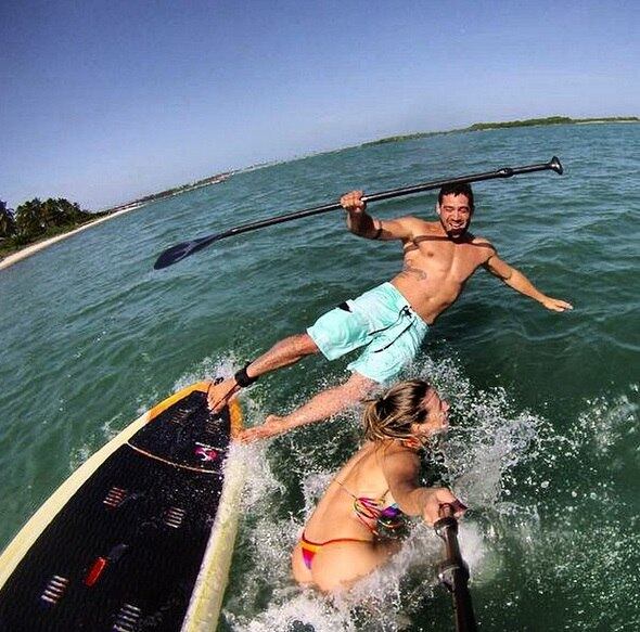 Angela ainda criticou a postura de Yuri, que alega legítima defesa.

— Por fim, em meio a alegações de legítima defesa e chutes imaginários, fico com a hombridade, dignidade e segurança de estar sendo leal a mim, a lei dos homens e a Deus, que é o mais importante. Não desejo mal a ninguém, penso que tudo que vai, volta. Me reservo apenas o direito de ter direitos. Acredito que Deus tem um propósito para cada um. E talvez de mim saiam forças que possam encorajar aquelas que pensam duas vezes para denunciar seus agressores. Nenhuma violência é justificada. Homem/mulher, homem/animal, homem/criança, e por aí vai


