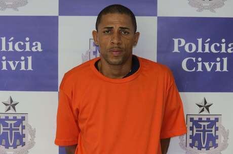 Acusado e um comparsa assumiram o tráfico de drogas na Valéria, depois da prisão de “Roceirinho”