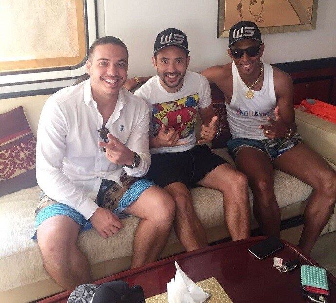 Éverton Ribeiro também já mostrou que é amigo de Wesley Safadão