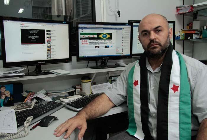 Amer Masarani, porta-voz do grupo, faz grande parte da articulação pelo Facebook