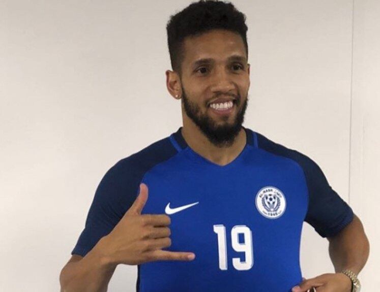 Samuel, ex-jogador do Fluminense, assinou contrato com o Al-Nasr, dos Emirados Árabes. O jogador que estava no Hatta Club, também dos Emirados, na última temporada.