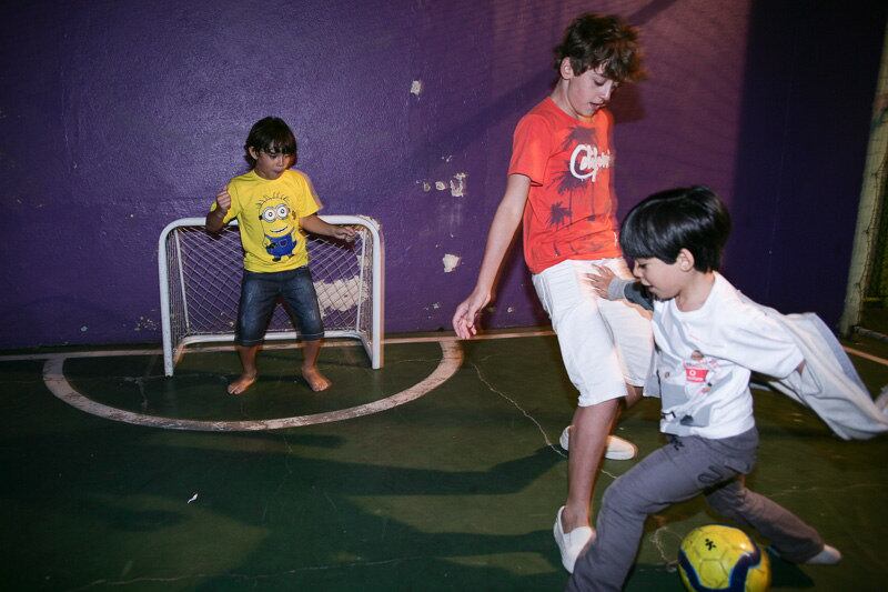 Enzo Gabriel divertiu-se com os amigos em festa de aniversário