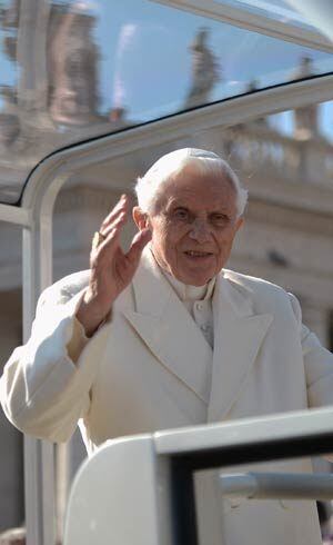 Em seu discurso, o papa mencionou "as águas agitadas" que marcaram seu pontificado