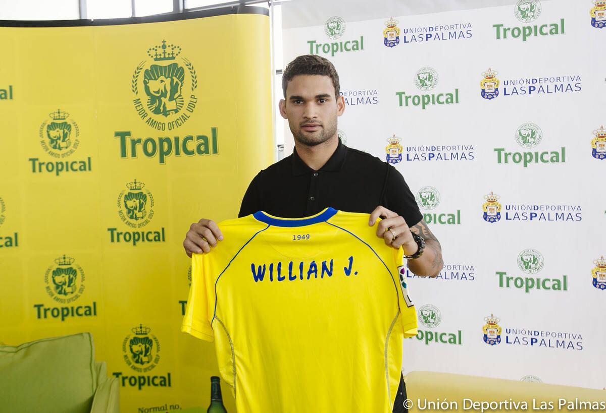 No futebol espanhol há alguns anos, Willian José já sabe onde jogará na temporada 2015/2016. O atleta foi um dos novos contratados do modesto Las Palmas, que subiu para a Primeira Divisão recentemente