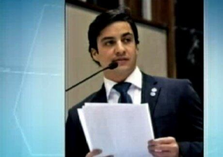 Perrella afirma que o piloto fez transporte de carga sem autorização