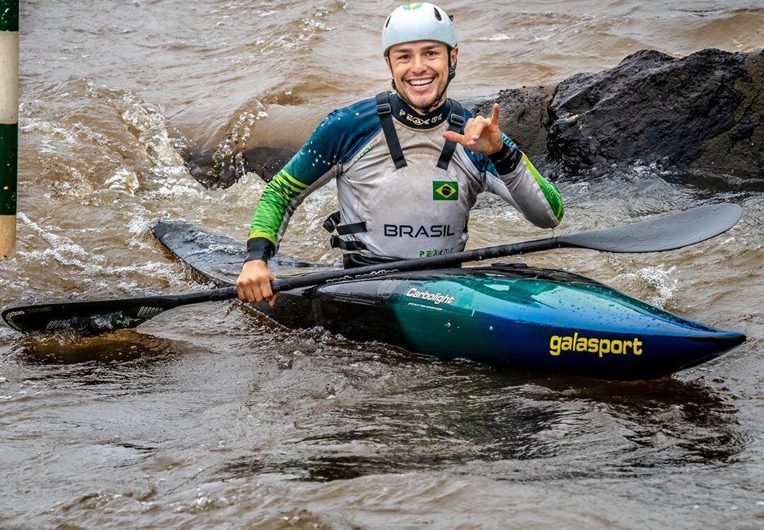 Pepe faz parte da equipe de canoagem slalom e embarca rumo ao Peru nesta sexta-feira (26)