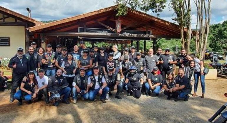 Centro de Lazer Pitauá é excelente para reunir amigos, almoçar e relaxar. Foto tirada antes da pandemia em janeiro 2020