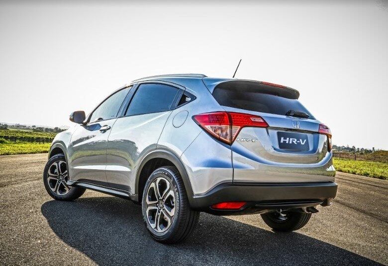 Honda
HR-V
O mais seguro entre os SUVs tem dois airbags e recebeu cinco estrelas
para a proteção de adultos e crianças