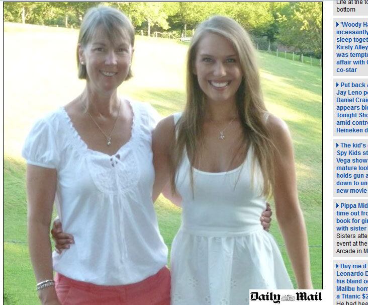 A mãe de Amy, chamada Sarah (na foto, com a filha), foi diagnosticada com um tumor que não ameaçava sua vida