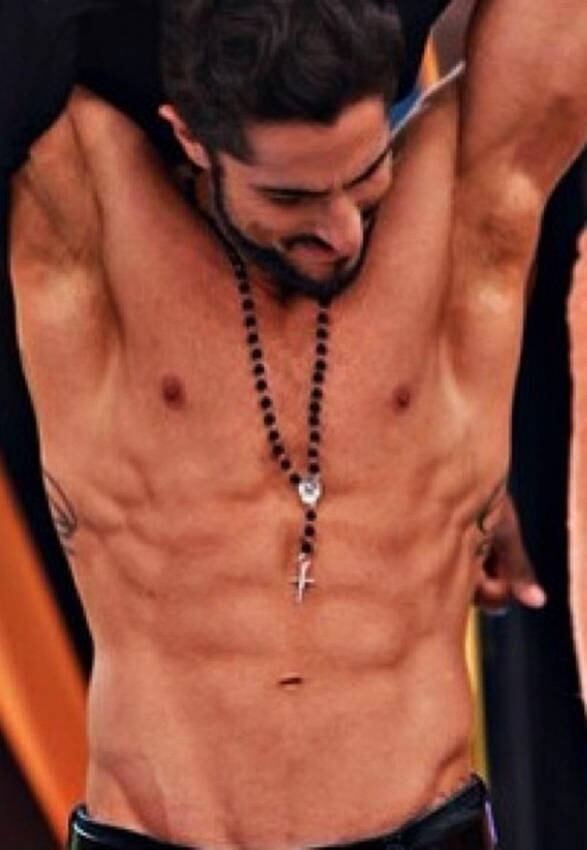 Ele, claro, aceitou e levou a mulherada à loucura

+ Vídeo: Veja as atrações do Legendários na íntegra deste sábado (3)

+ Legendários também está no Facebook. Curta!

+ Siga a atração de Marcos Mion no Twitter!
