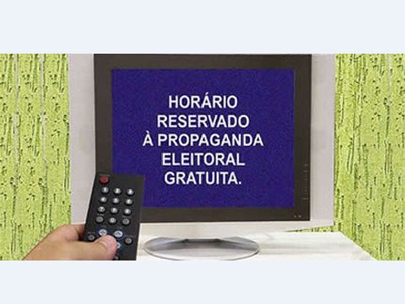 Dilma, Aécio e candidatos ao governo de 13 Estados voltam à TV
