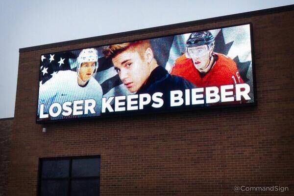 "O perdedor fica com Bieber", sugeriu o bem-humorado anúncio