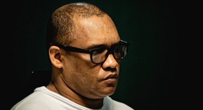 Carlos Ubiraci está em liberdade condicional após um ano e oito meses de reclusão
