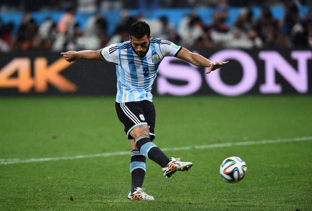 Ezequiel Garay, 28 anos. Argentino que atua no Zenit. Salário: R$ 15,7 mi anuais
