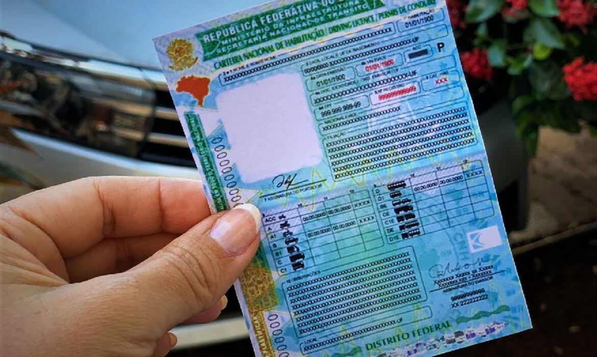 Até 31 de agosto, o Detran contabilizava 3.843.146 CNHs vencidas