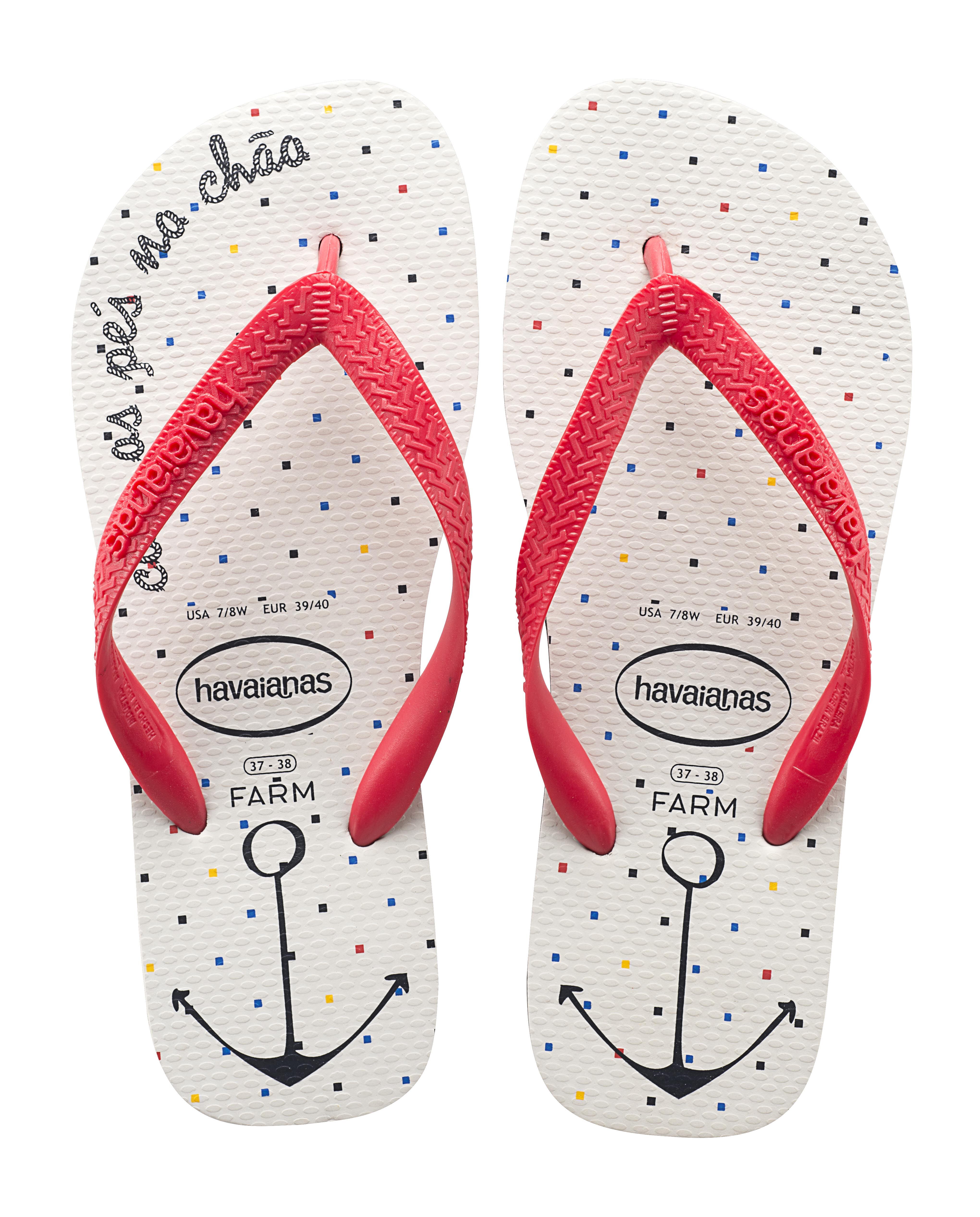 O chinelo com estampa de âncora mostra que o brasileiro gosta mesmo é de um pé na areia com direito a uma bela vista do mar