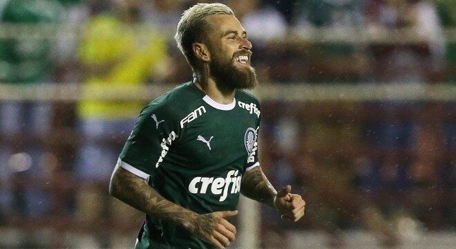 Lucas Lima vem mostrando bom futebol sob comando de Luxemburgo