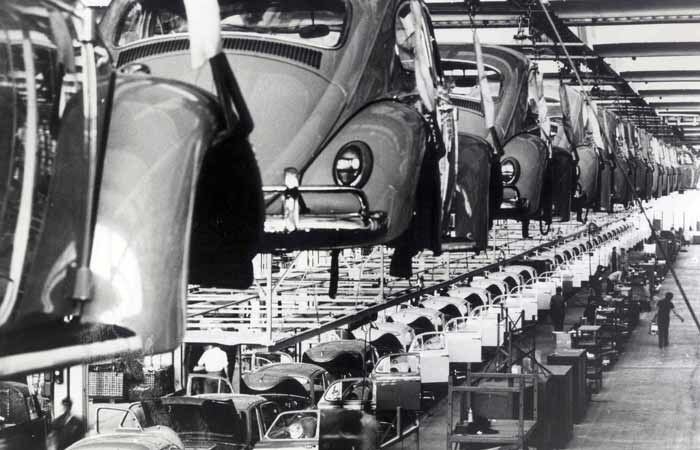 Milhares de novos pedidos por mês colocaram o Fusca na liderança de vendas na década de 1970

Saiba tudo sobre Carros! Acesse r7.com/carros
