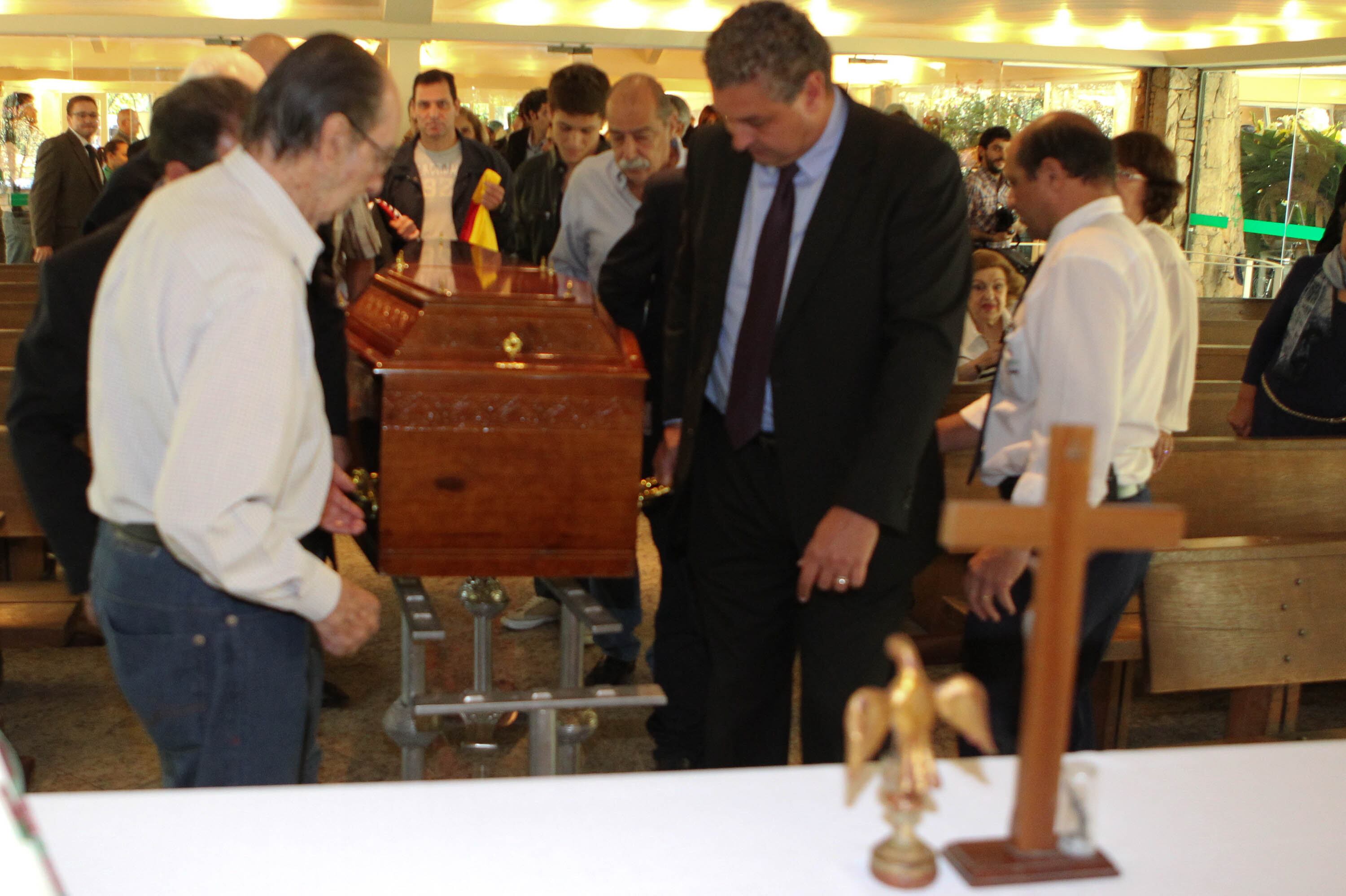 Ex-jogadores fizeram última homenagem a Gylmar dos Santos Neves