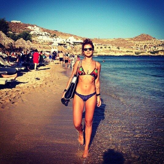 Passado o trauma pelo fim do romance, Paula hoje vai mostrando que a vida segue como se nada tivesse acontecido