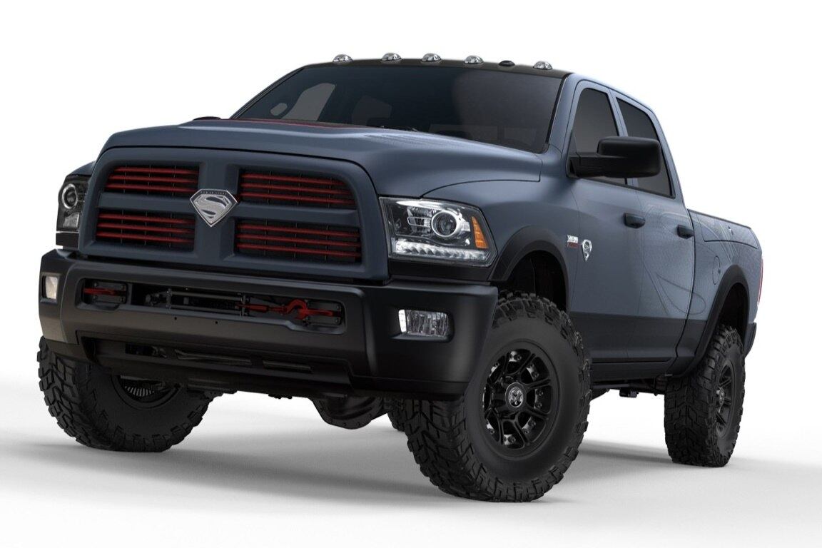 Para divulgar o lançamento do novo filme do Super-Homem, O homem de aço, a RAM revelou uma picape 2500 customizada exclusivamente para a ocasião. Conhecido no Brasil como Dodge Ram (nome antigo), o utilitário ficou com visual enfurecido e diversos apliques que remetem ao novo longa do super-herói. Veja mais detalhes dessa máquina

Quer saber tudo sobre carros? Acesse R7.com/carros