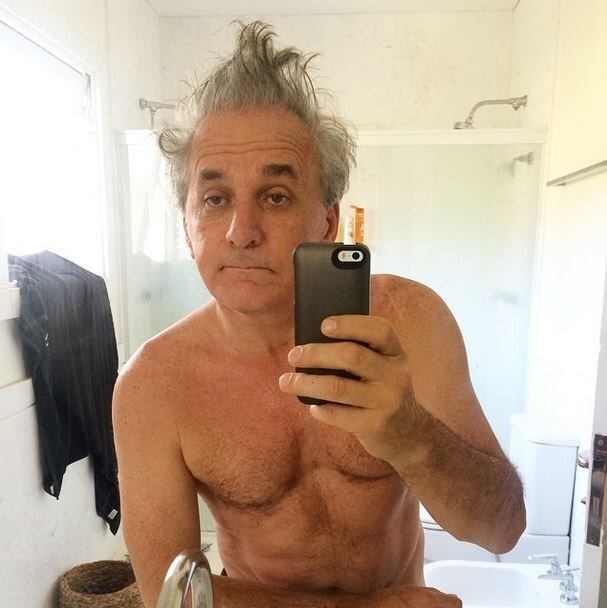 Otávio Mesquita publica foto divertida nas redes sociais