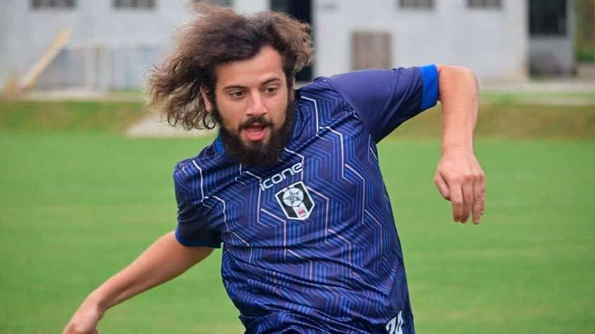 O jornalista Lucas Strabko, o Cartolouco, voltou à TV aberta em agosto. A RedeTV! contratou o ex-Globo e ex-A Fazenda para o programa