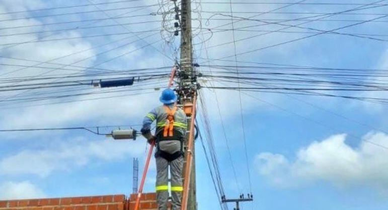 Após blecaute, empresa afirma que energia elétrica voltou no Maranhão depois de 4 horas